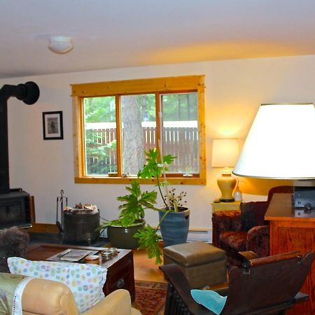 Bed and Breakfast The Perch On Gabriola Экстерьер фото